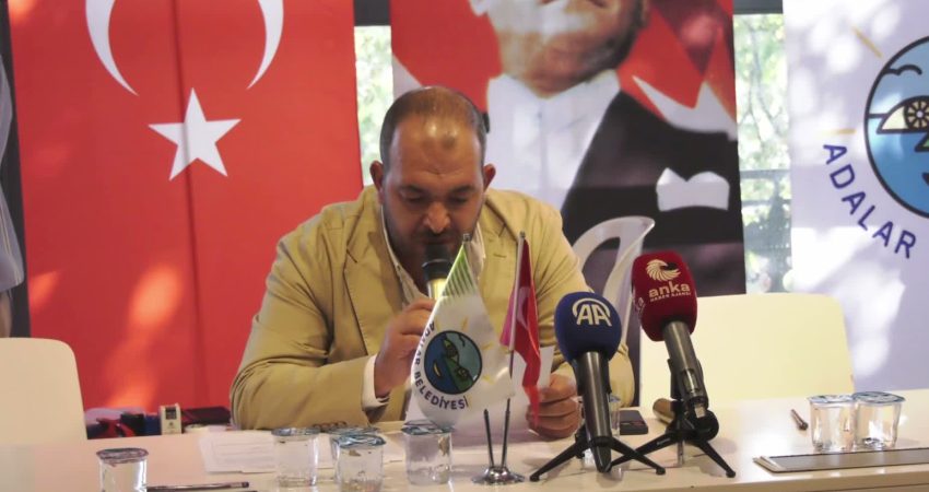 Adalar Belediye Başkan Vekilliği seçimi ertelendi Adalar Belediye Başkanı Ali Ercan Akpolat'ın tutuklanmasının ardından Başkan Vekili