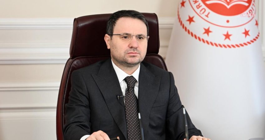 Adalet Bakanı Akın Gürlek, adliyelerde “Dijital Ortam Güvenliği ve Dezenformasyonla