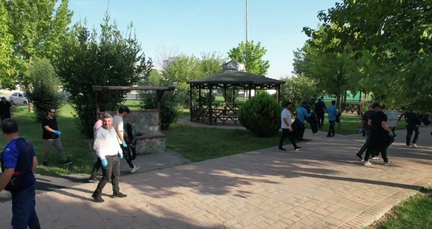 Adıyaman’da sürdürülebilir ulaşım ve çevre temizliği etkinliği Adıyaman Belediyesi, Türkiye Belediyeler Birliği'nin (TBB) desteğiyle kent genelinde çevre