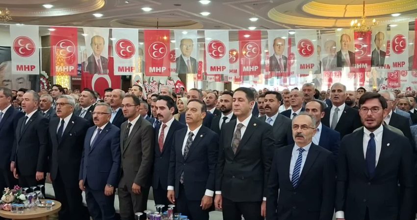 AK Parti Genel Başkan Yardımcısı Hüseyin Yayman, "Bu millet, sivil,