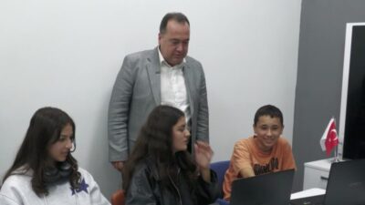 Manisa Büyükşehir Belediyesi’nin gençlerin dijital alanda kendilerini geliştirmeleri amacıyla Temmuz