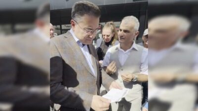 DEVA Partisi Genel Başkanı Ali Babacan, Sakarya’nın Kocaali ilçesinde fındık