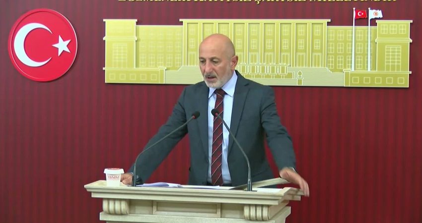 CHP Kahramanmaraş Milletvekili Ali Öztunç, Manisa’nın Turgutlu ilçesinde okula silahlı