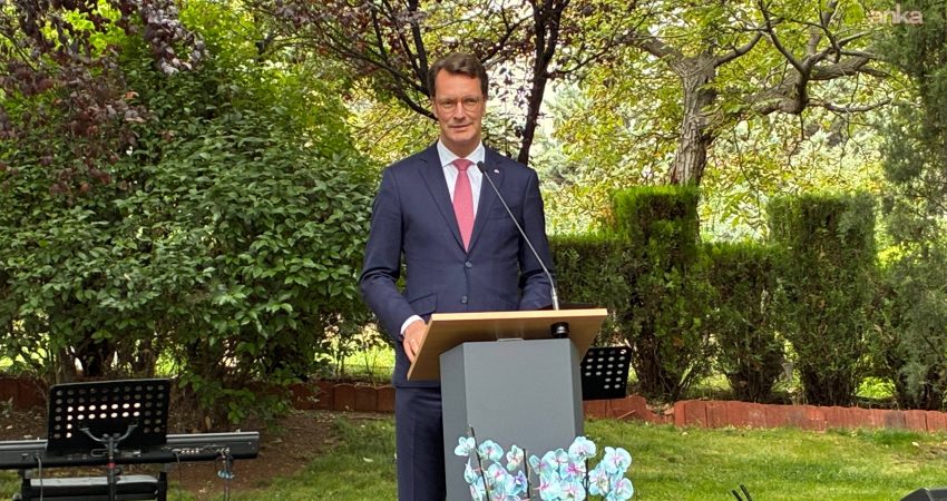 Alman Birliği Günü Ankara’da kutlandı Almanya'nın Kuzey Ren-Vestfalya Eyaleti Başbakanı Hendrik Wüst, Alman Birliği Günü
