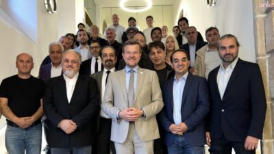 Almanya'nın Nürnberg kentinde faaliyet gösteren esnaf ve işletmeciler, bölgede yaşanan