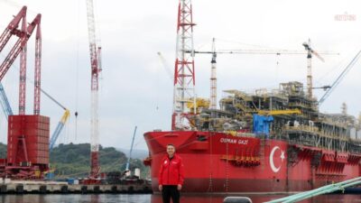 Enerji ve Tabii Kaynaklar Bakanı Alparslan Bayraktar, Sakarya Gaz Sahası'ndaki