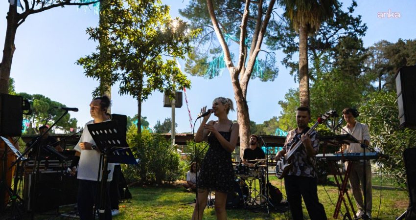 İzmir Büyükşehir Belediyesi’nin kentteki kültür ve sanat etkinliklerini farklı noktalara