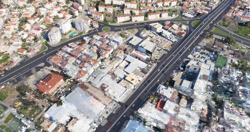 İzmir Büyükşehir Belediyesi, Anadolu Caddesi’ndeki yoğunluğun azaltılması amacıyla Şemikler Köprülü