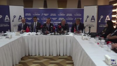 Anahtar Parti Genel Başkanı Yavuz Ağıralioğlu, Cumhurbaşkanlığı için “İsmi geçen