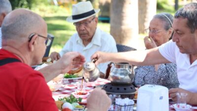 Antalya Büyükşehir Belediyesi’nin Alzheimer hastaları ve yakınlarına destek amacıyla hizmet