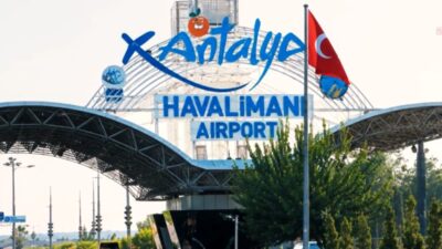 Antalya Havalimanı’nda 18,9 kilo likit metamfetamin ele geçirildi Ticaret Bakanlığı, Antalya Havalimanı'nda gerçekleştirilen operasyonda likit metamfetamin olduğu değerlendirilen
