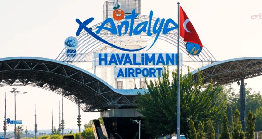 Antalya Havalimanı’nda 18,9 kilo likit metamfetamin ele geçirildi Ticaret Bakanlığı, Antalya Havalimanı'nda gerçekleştirilen operasyonda likit metamfetamin olduğu değerlendirilen