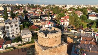 Antalya Büyükşehir Belediyesi İsmail Baha Sürelsan Konservatuvarı tarafından düzenlenen "Gün