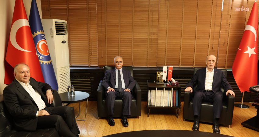 AYM Başkanı Özkaya, TÜRK-İŞ Genel Başkanı Atalay’ı ziyaret etti Anayasa Mahkemesi Başkanı Kadir Özkaya, TÜRK-İŞ Genel Başkanı Ergün Atalay’ı