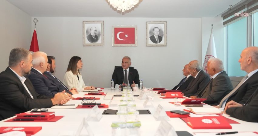 Kültür ve Turizm Bakanı Mehmet Nuri Ersoy, Alevi - Bektaşi