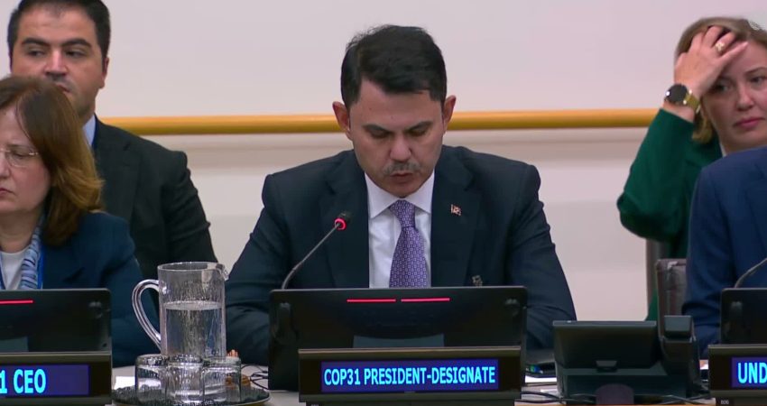 Bakan Kurum, İklim Uygulama Köprüsü’nün ilk beş pilot ülkesini açıkladı COP31 Başkanı ve Çevre, Şehircilik ve İklim Değişikliği Bakanı Murat