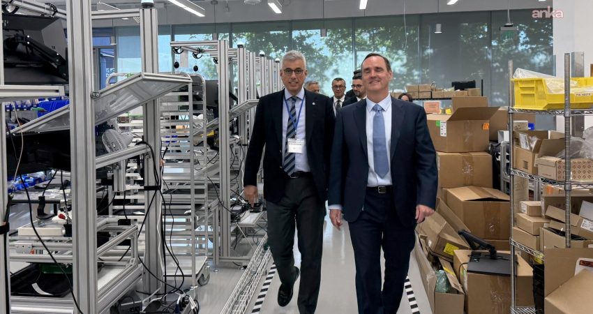 Sağlık Bakanı Kemal Memişoğlu, ABD’deki resmi temasları kapsamında, Da Vinci