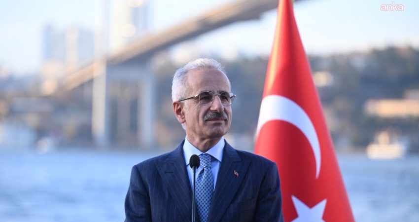 Ulaştırma ve Altyapı Bakanı Abdulkadir Uraloğlu, Türkiye’nin ilk yerli ve