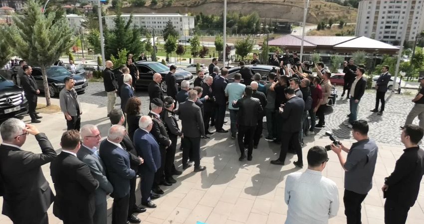 Çalışma ve Sosyal Güvenlik Bakanı Vedat Işıkhan, "Ortaya koyduğumuz terörsüz