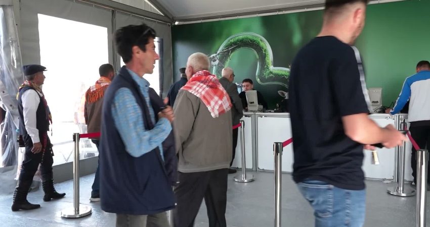 Balıkesir Tarım ve Hayvancılık Fuarı, dört günde 108 bini aşkın ziyaretçiyi ağırladı Balıkesir Büyükşehir Belediyesi ev sahipliğinde düzenlenen 3. Balıkesir Tarım ve
