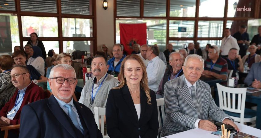 Konak Belediye Başkanı Nilüfer Çınarlı Mutlu, Türkiye Emekliler Derneği İzmir