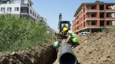 BASKİ, Altınkum Mahallesi’nde kanalizasyon hatlarını yeniledi Balıkesir'in Edremit ilçesi Altınkum Mahallesi'nde ekonomik ömrünü tamamlayan ve kapasitesi