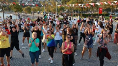 Bayraklı’da 7’den 70’e vatandaşlar, "Avrupa Hareketlilik Haftası" için bir araya