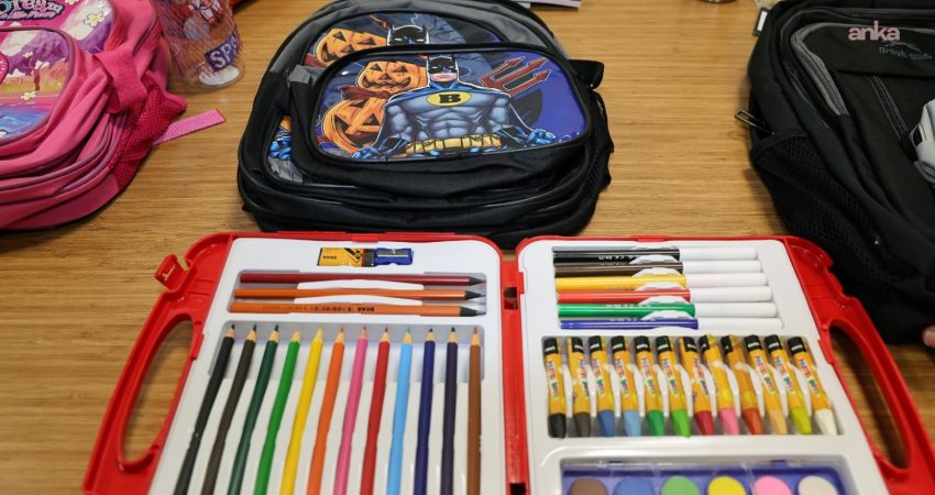 Bayraklı’da eğitime anaokulundan üniversiteye kadar destek Bayraklı Belediyesi, çocuk ve gençlerin eğitim hayatına anaokulundan üniversiteye kadar