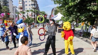 Bayraklı’da düzenlenen Karikatür ve Çocuk Şenliği, üç gün boyunca çocukları