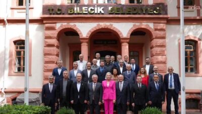 YENİ Parti Genel Başkan Yardımcısı Utku Çakırözer ve İzmir Milletvekili