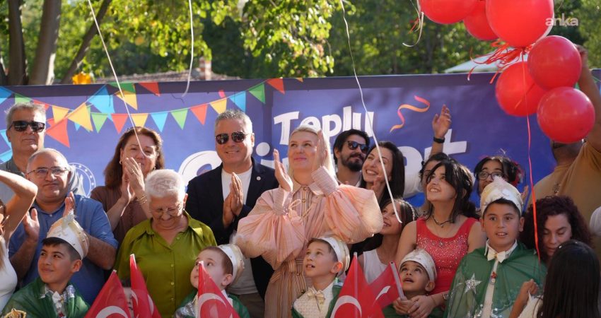 Bilecik Belediyesi’nden çocuklara toplu sünnet şöleni Bilecik Belediyesi tarafından düzenlenen toplu sünnet şöleninde çocuklar ve aileleri