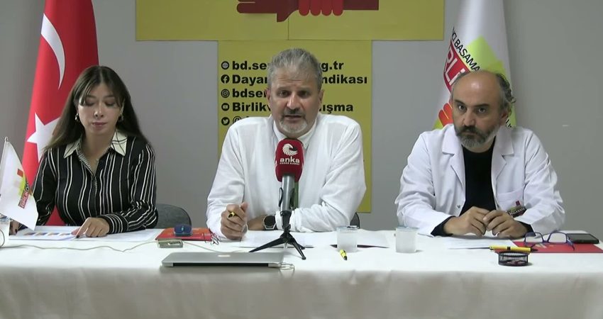 Birlik ve Dayanışma Sendikası araştırması: Sağlık çalışanlarının yüzde 84,7’si iş yükünün ağırlaştığını bildirdi Birlik ve Dayanışma Sendikası’nın Sağlık Bakanlığı Aile Hekimliği Bilgi Sistemi’ne