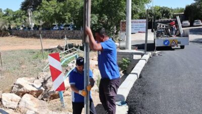 Bodrum Belediyesi'nin yol ve çevre düzenleme faaliyetleri kapsamında Çamlık Mahallesi’nde