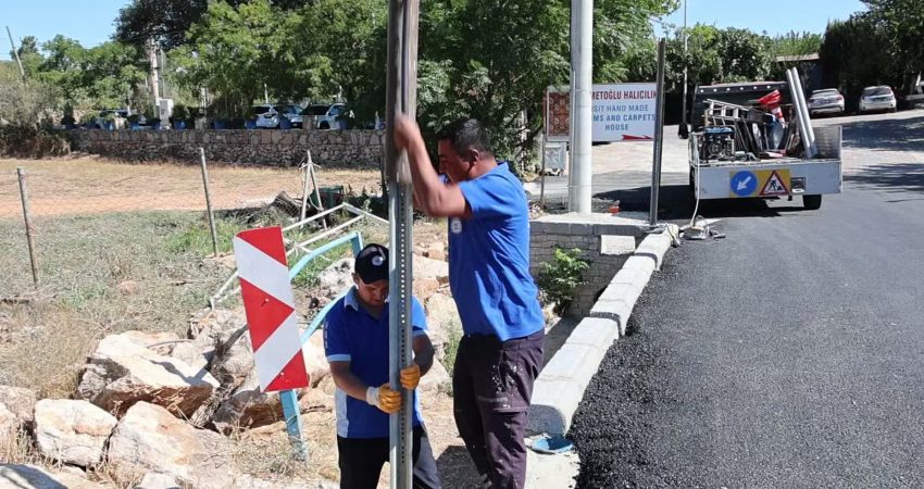 Bodrum Belediyesi, Çamlık Mahallesi’nde yol çalışmalarını tamamladı Bodrum Belediyesi'nin yol ve çevre düzenleme faaliyetleri kapsamında Çamlık Mahallesi’nde