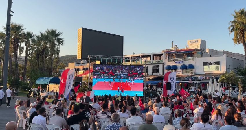 A Milli Kadın Voleybol Takımı’nın Avrupa Şampiyonası finalinde İtalya’yı 3-2