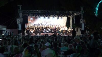 Bornova Belediyesi, İzmir'in düşman işgalinden kurtuluşunun 104. yıl dönümünü, Büyükpark’ta