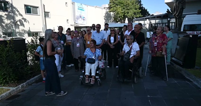 Bornova’da engelleri kaldıran kültür yolculuğu Bornova Belediyesi, ÇÖYDER üyelerine yönelik kentin tarihi, kültürel ve doğal