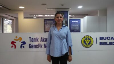 Buca Belediyesi, Tarık Akan ve Işılay Saygın Gençlik Merkezlerinde öğrencilere