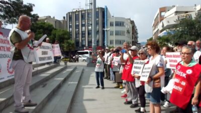 Balıkesir'in Burhaniye ilçesinde DİSK Emekli-Sen ve Tüm Emeklilerin Sendikası Burhaniye