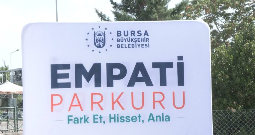 Bursa Büyükşehir Belediyesi, toplumsal farkındalık için “Empati Parkuru” oluşturdu Bursa Büyükşehir Belediyesi, özel gereksinimli bireylerin toplumsal yaşama eşit ve