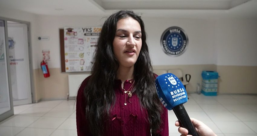 Bursa Büyükşehir Belediyesi’nin ücretsiz YKS hazırlık kursları başladı Bursa Büyükşehir Belediyesi’nin 2026-2027 eğitim öğretim döneminde üniversite sınavına hazırlanan