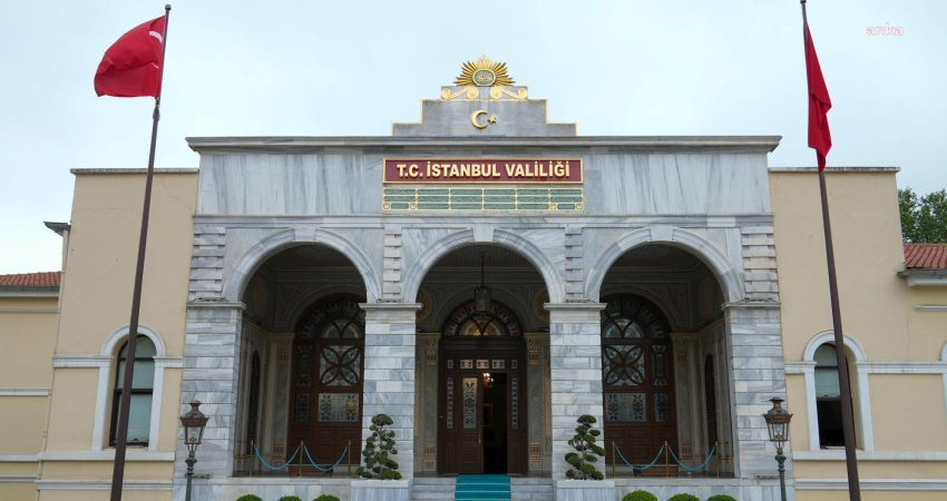 İstanbul’un Büyükçekmece ilçesindeki bir inşaat alanında meydana gelen toprak kaymasında