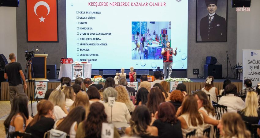 Çankaya Belediyesi Gündüz Bakımevleri’nde görev yapan 400 eğitmen, yeni döneme