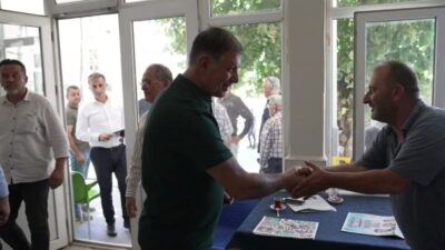 İzmir Büyükşehir Belediye Başkanı Cemil Tugay, Bergama’nın mahalle ve köylerini