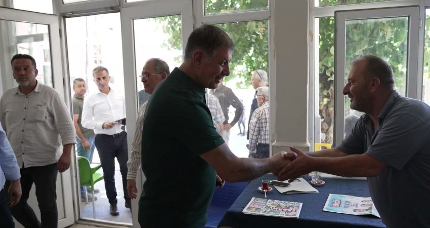 İzmir Büyükşehir Belediye Başkanı Cemil Tugay, Bergama’nın mahalle ve köylerini