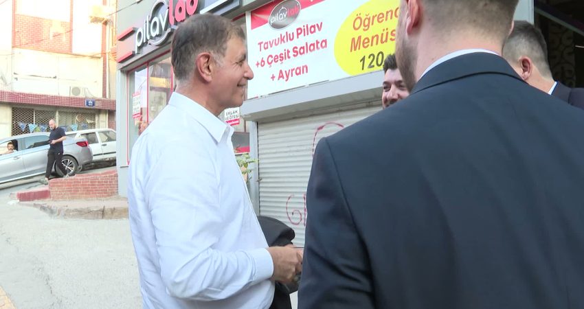 Buca Kozağaç Gençlik Derneği’ni ziyaret eden İzmir Büyükşehir Belediye Başkanı