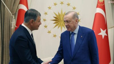 İzmir Büyükşehir Belediye Başkanı Cemil Tugay, Cumhurbaşkanı Recep Tayyip Erdoğan