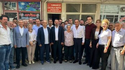 CHP Genel Başkan Yardımcısı Berhan Şimşek, partisinin Balıkesir'deki örgütlerine ziyarette