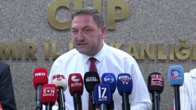 CHP İzmir İl Başkanı Utku Gümrükçü, "Üsküdar'ın sorumlusu Cumhuriyet Halk