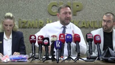 CHP İzmir İl Başkanı Utku Gümrükçü, eğitim maliyetlerinin arttığını, okullarda